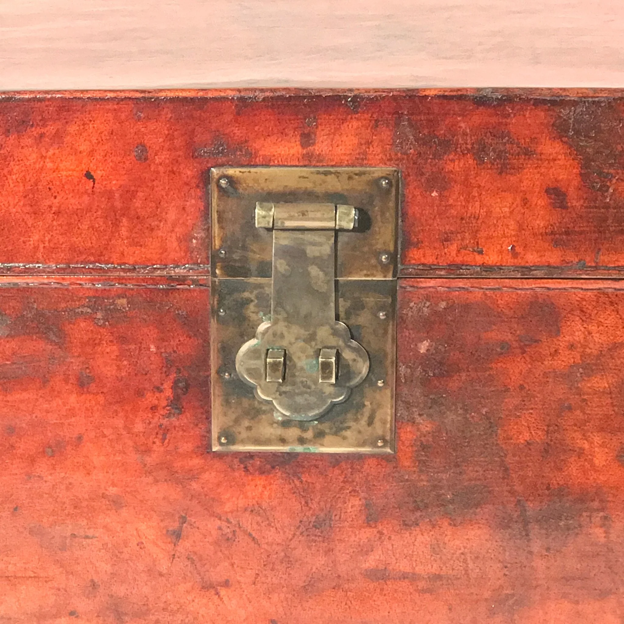 Old Tan Leather Trunk From Shanghai - 19thC - Image 3