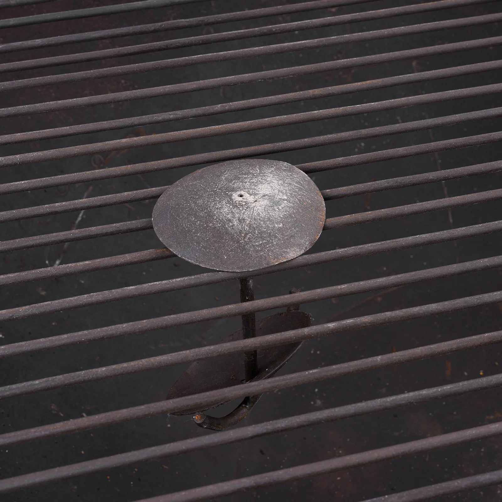 Old Kadai Fire Bowl From Rajasthan - Ca 1920 Inc Stand & Grill - Image 8