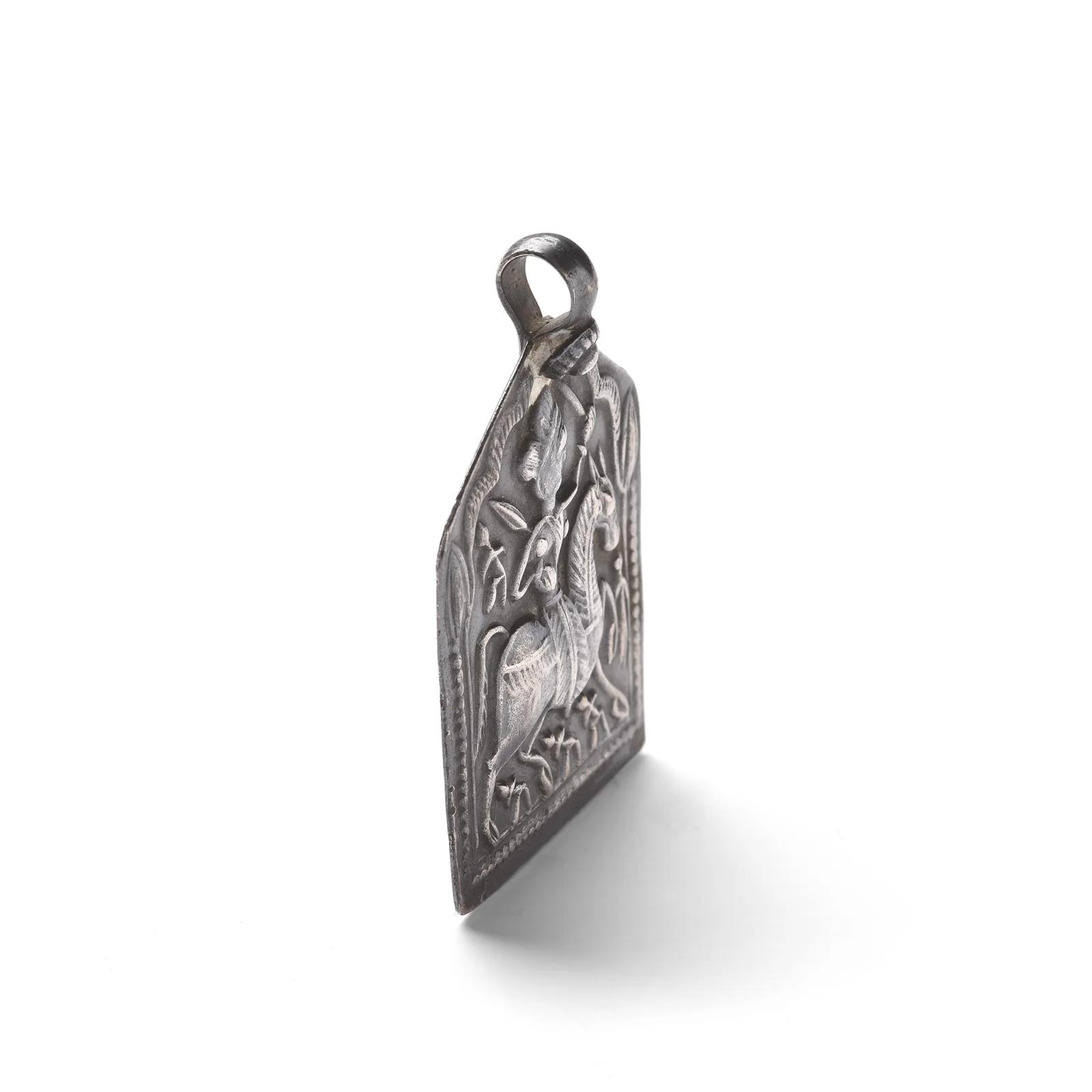 Old Tribal Silver Bhumiya Raj Amulet from Rajasthan - 19th Century - Image 3
