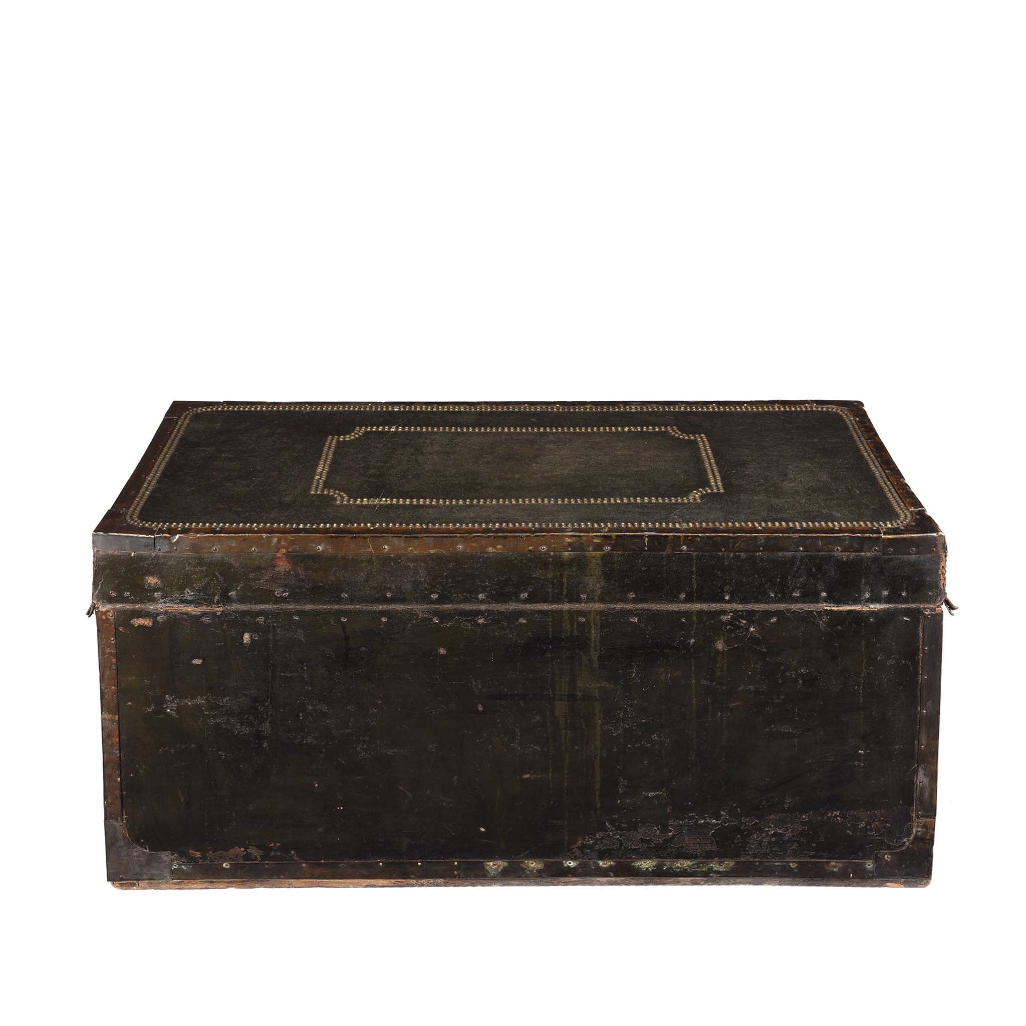 Dark Green Leather Camphor Trunk - Early 19th Century - Image 14