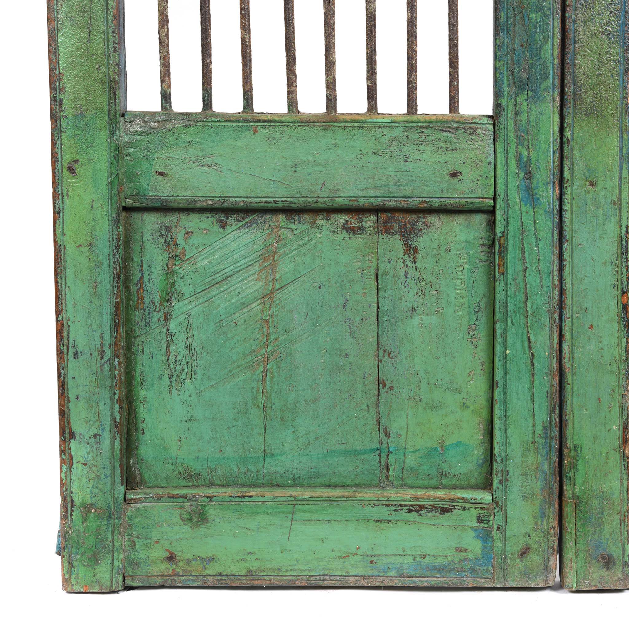 Blue & Green Painted Teak Dog Gate From Gujarat - 19thC - Image 7