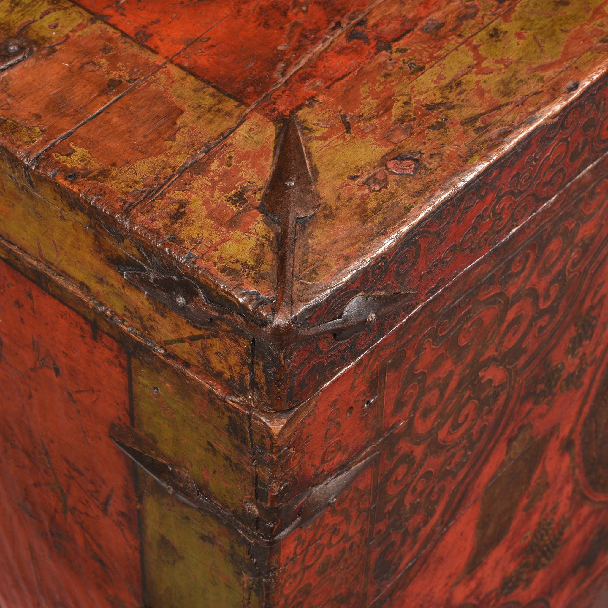 Painted Tibetan 'Double Dragon' Storage Chest - 17th Century - Image 9