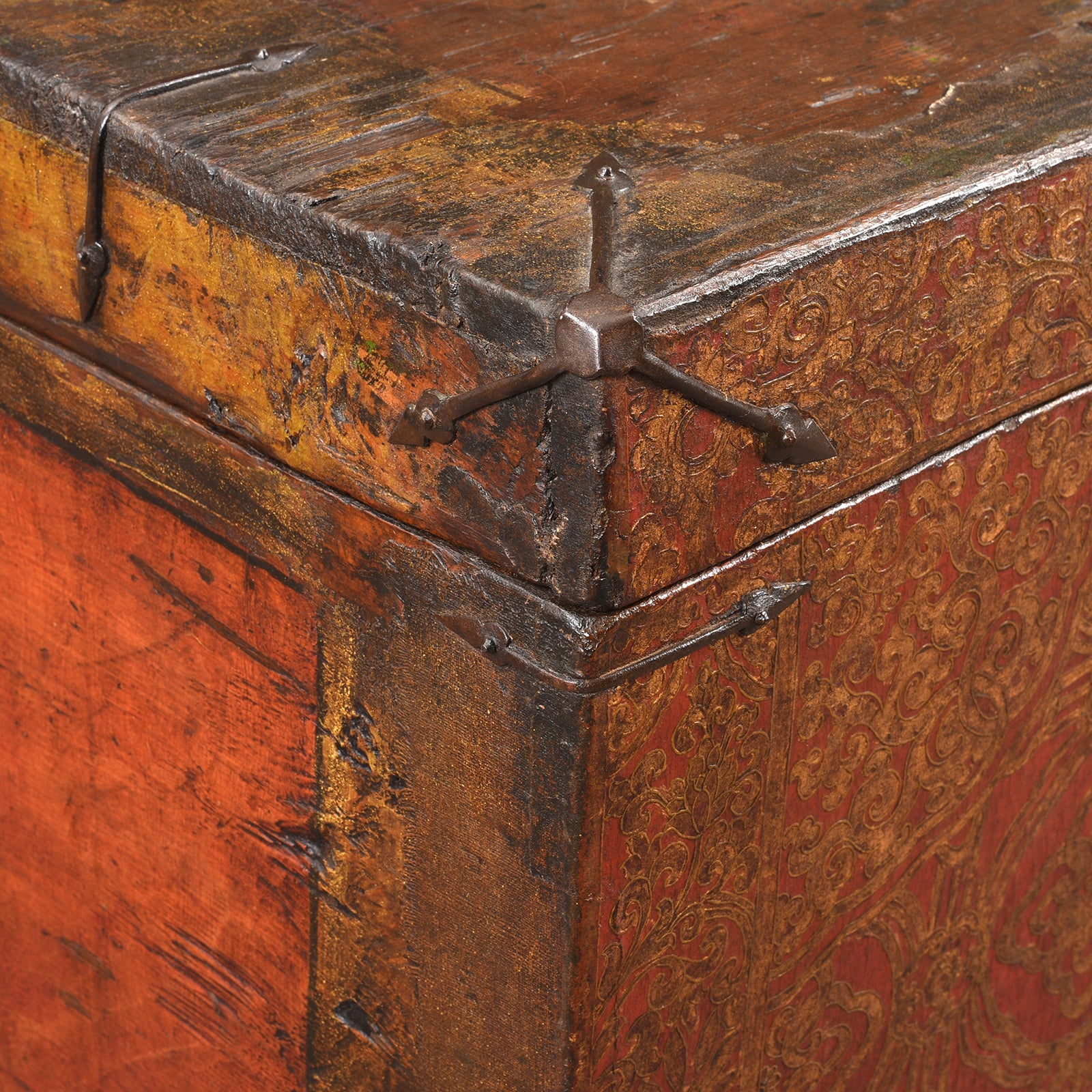 Painted Tibetan 'Dragon' Storage Chest - 18thC - Image 10