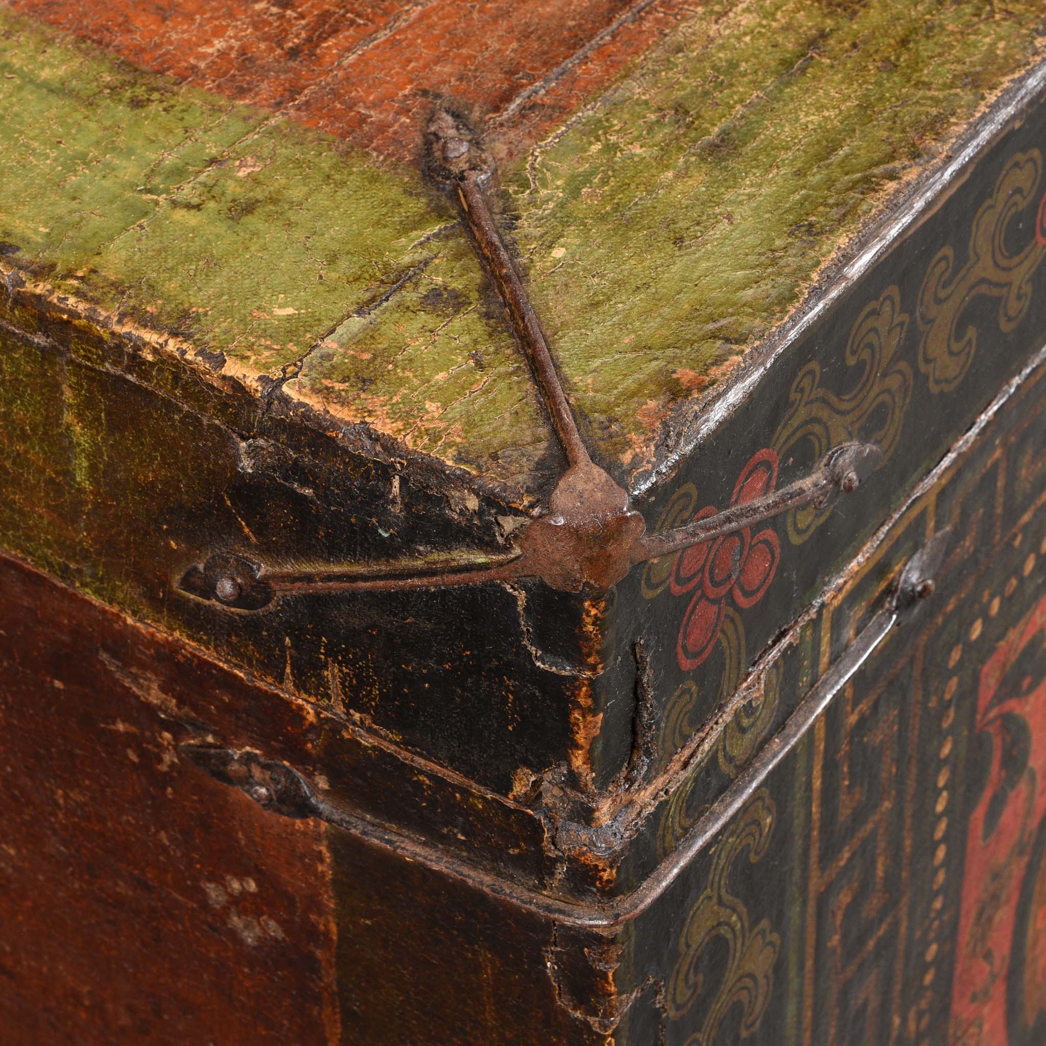 Painted Tibetan Storage Chest - 17th Century - Image 10