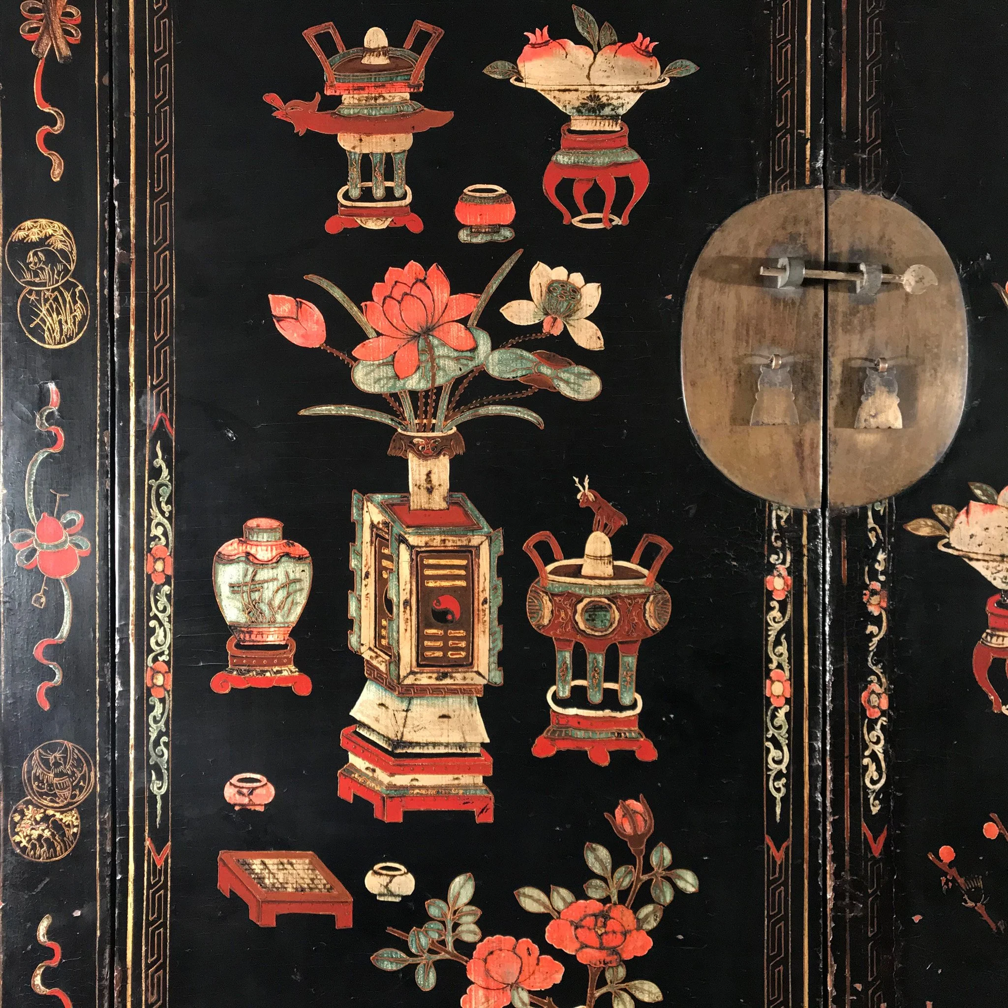 Antique Black Lacquer Wedding Cabinet From Shanxi - 19thC - Image 3