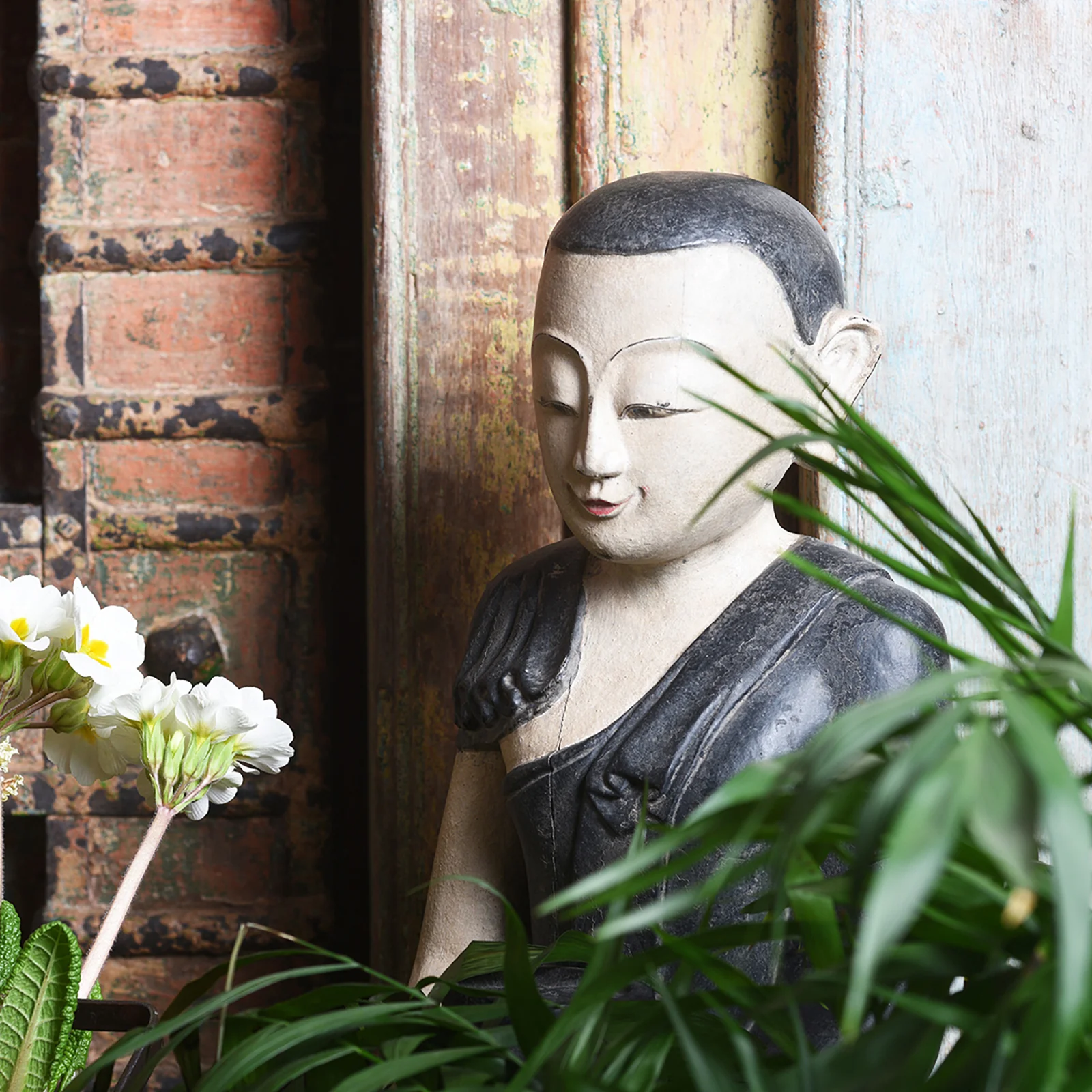 Pair Of Vintage Carved Burmese Monks - Ca 1970's - Image 3