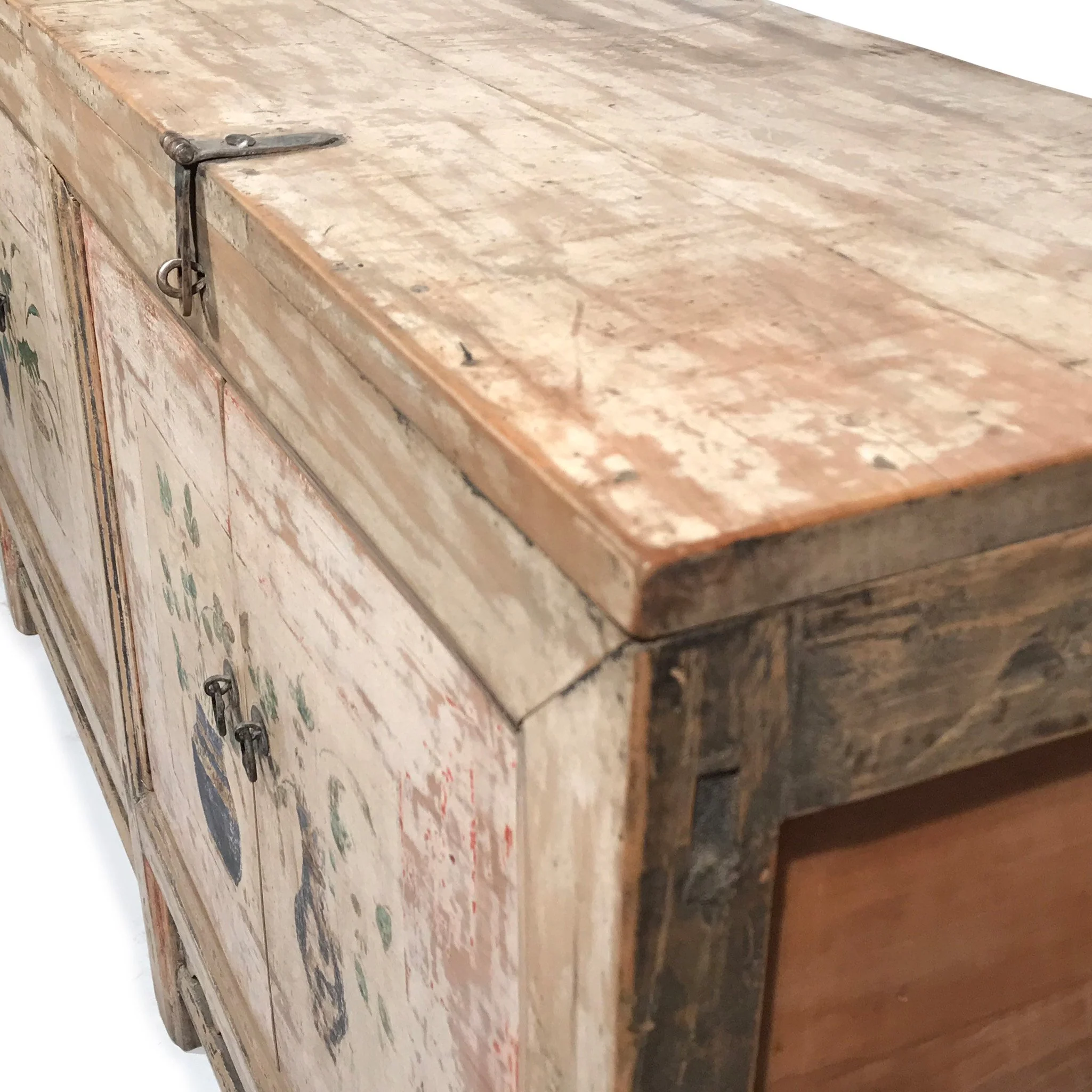 4 Door Pale Painted Mongolian Sideboard - 19thC - Image 5