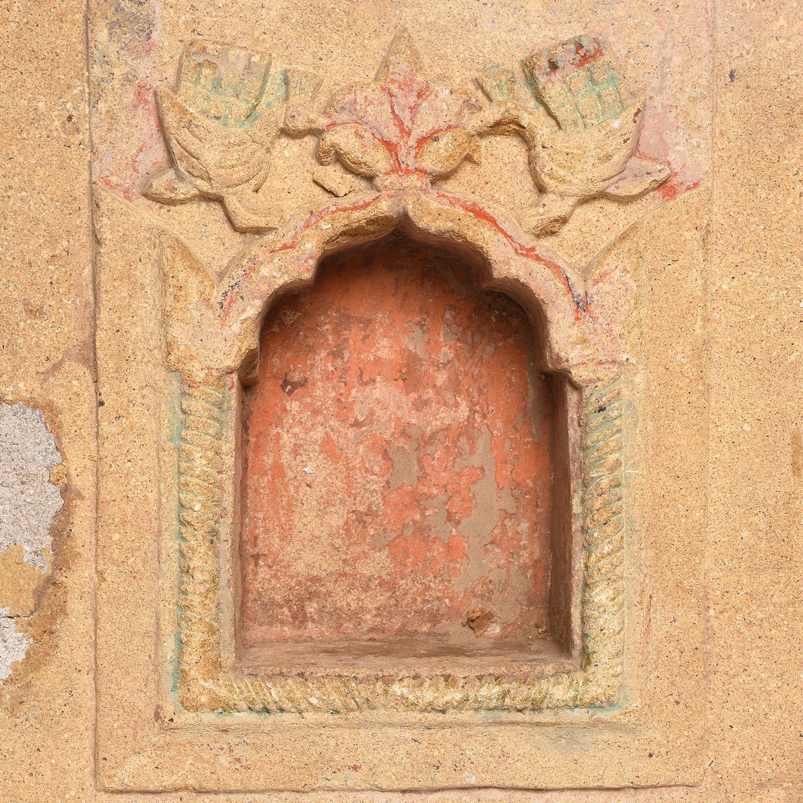 Carved Stone Lamp Niche From Rajasthan - 18thC - Image 2