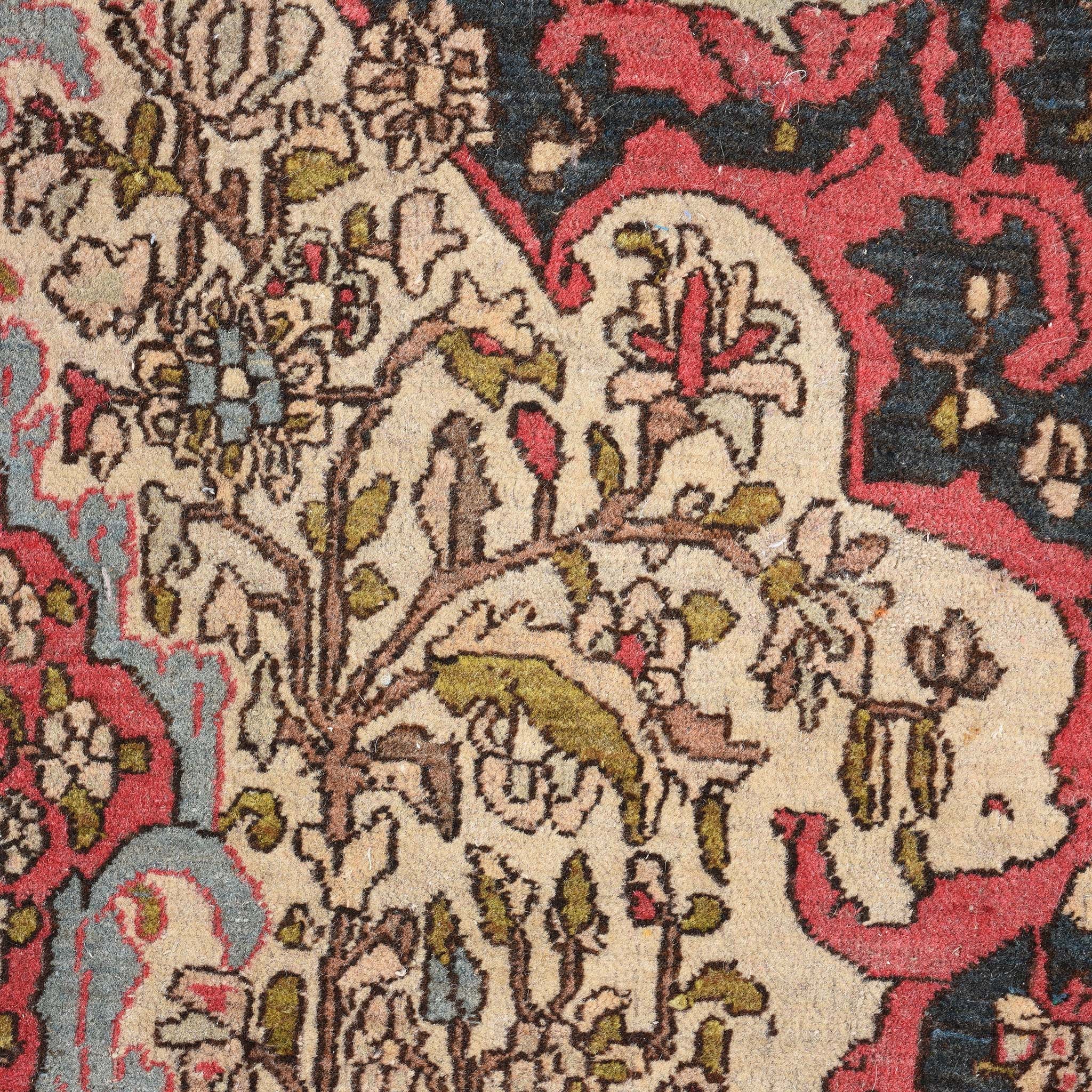 Floral Persian Rug - Ca 60 yrs old - 214 x 131cm - Image 4