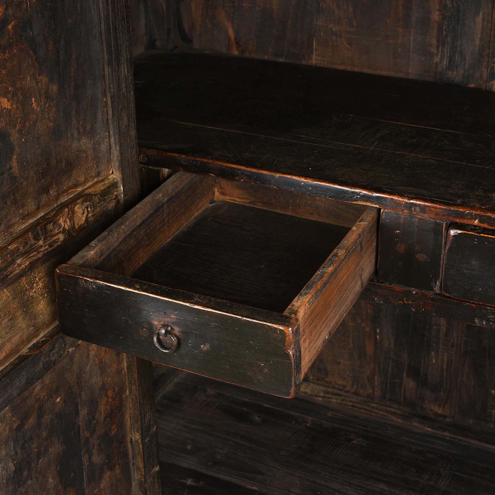 Provincial Black Lacquer Cabinet From Shanxi - 19th Century - Image 8