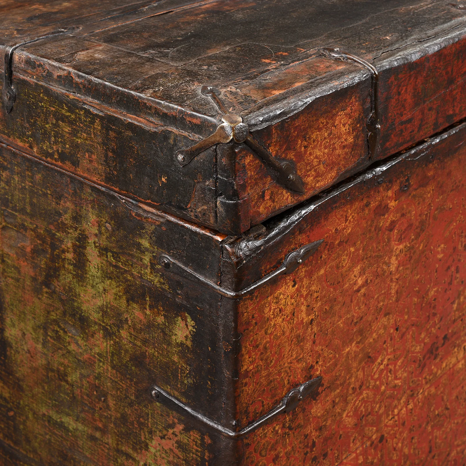 Painted Tibetan Dragon Storage Chest - 18th Century - Image 11