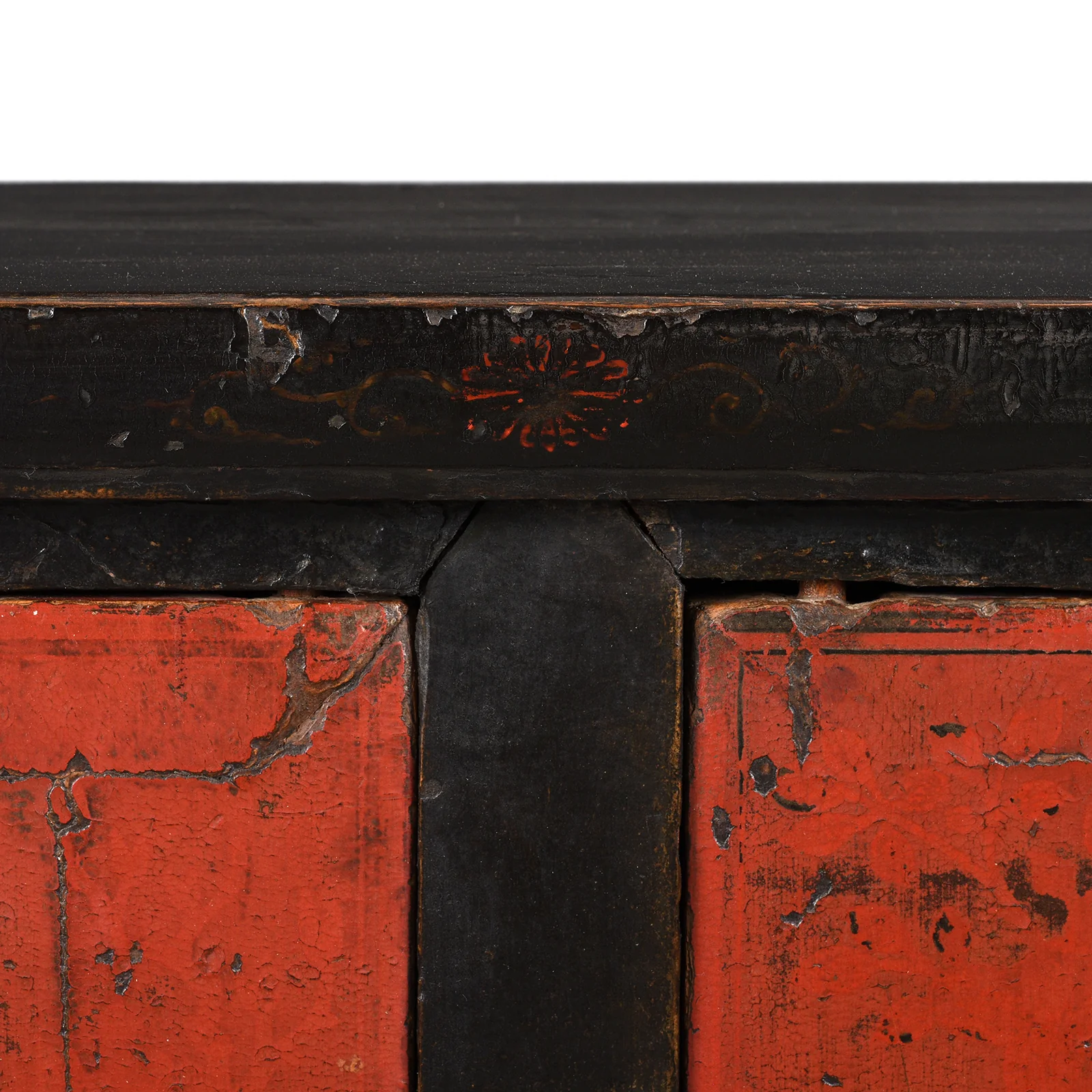 Red & Black Lacquer Sideboard From Shanxi - Late 18thC - Image 6
