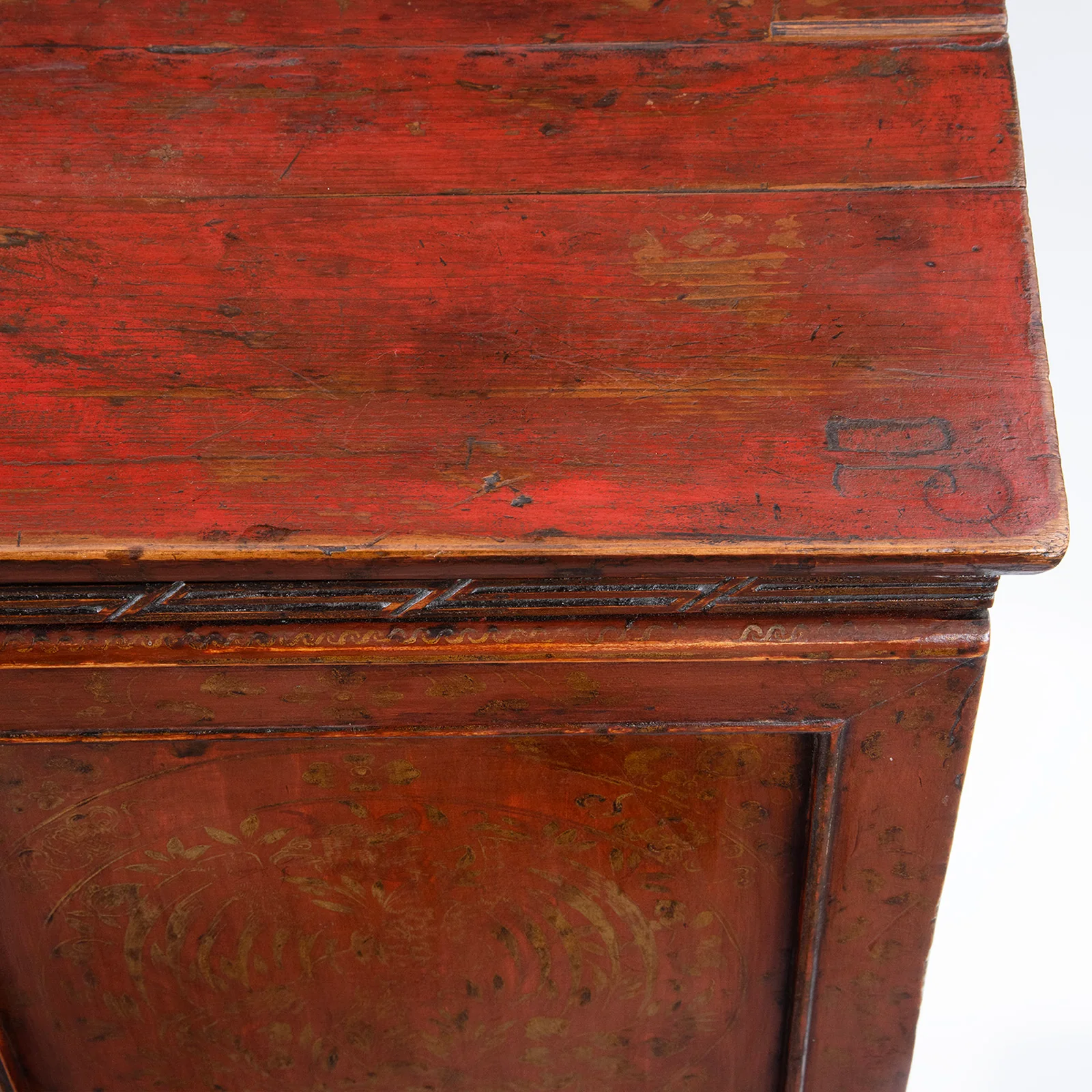 Red & Gold Painted Altar Cabinet From Central Tibet - 19th Century - Image 13