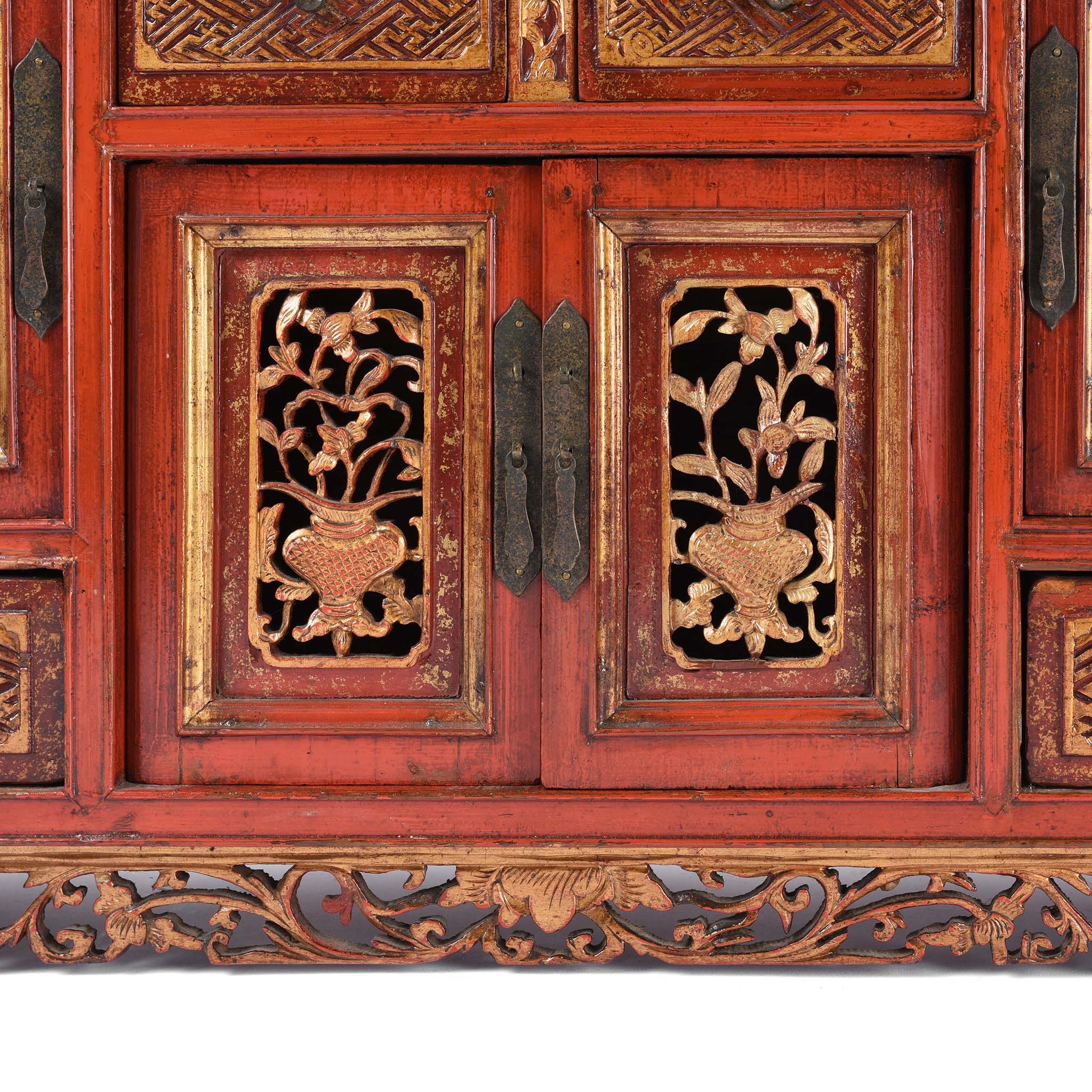 Gilt Lacquered Table Cabinet from Fujian Province - 19th Century - Image 10