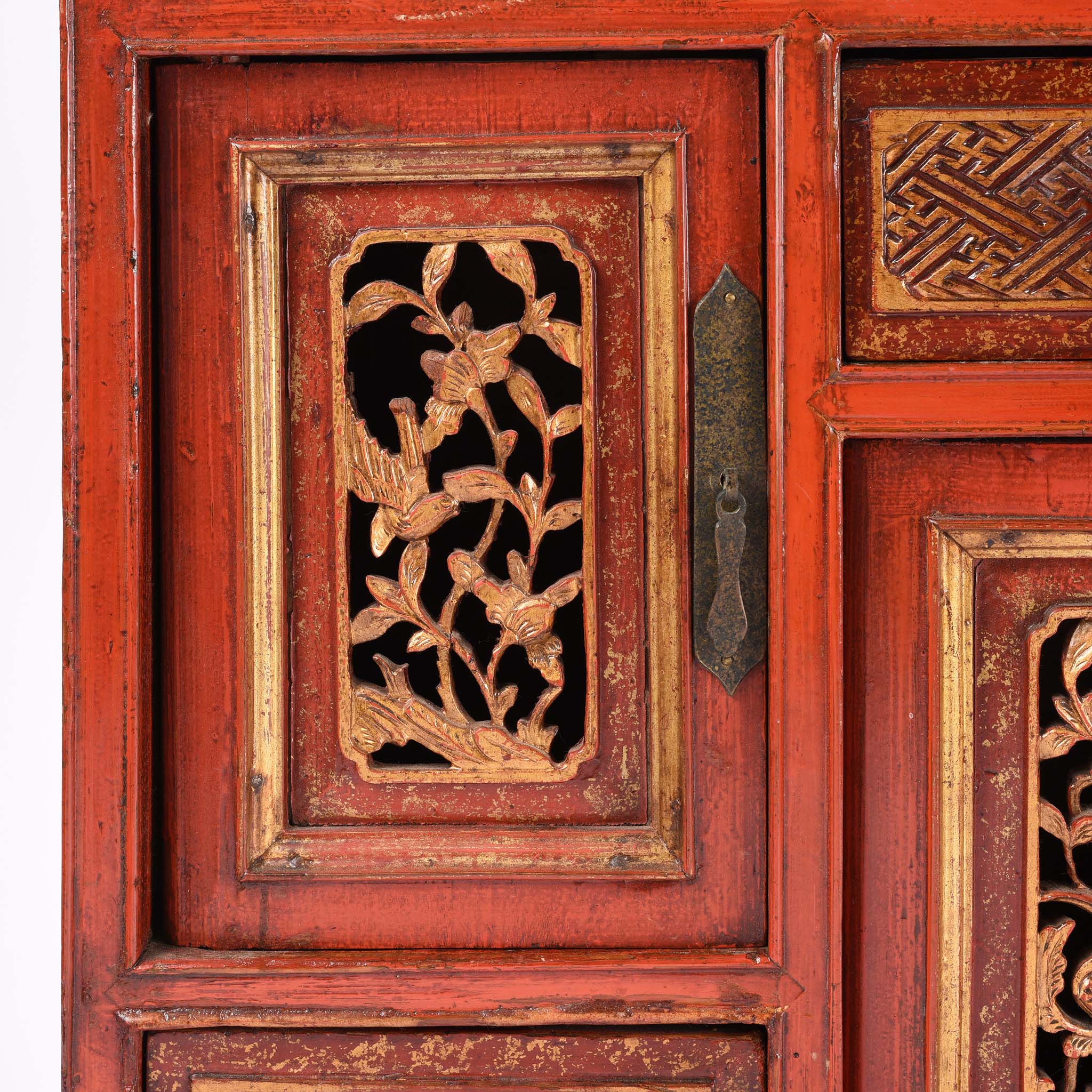 Gilt Lacquered Table Cabinet from Fujian Province - 19th Century - Image 9