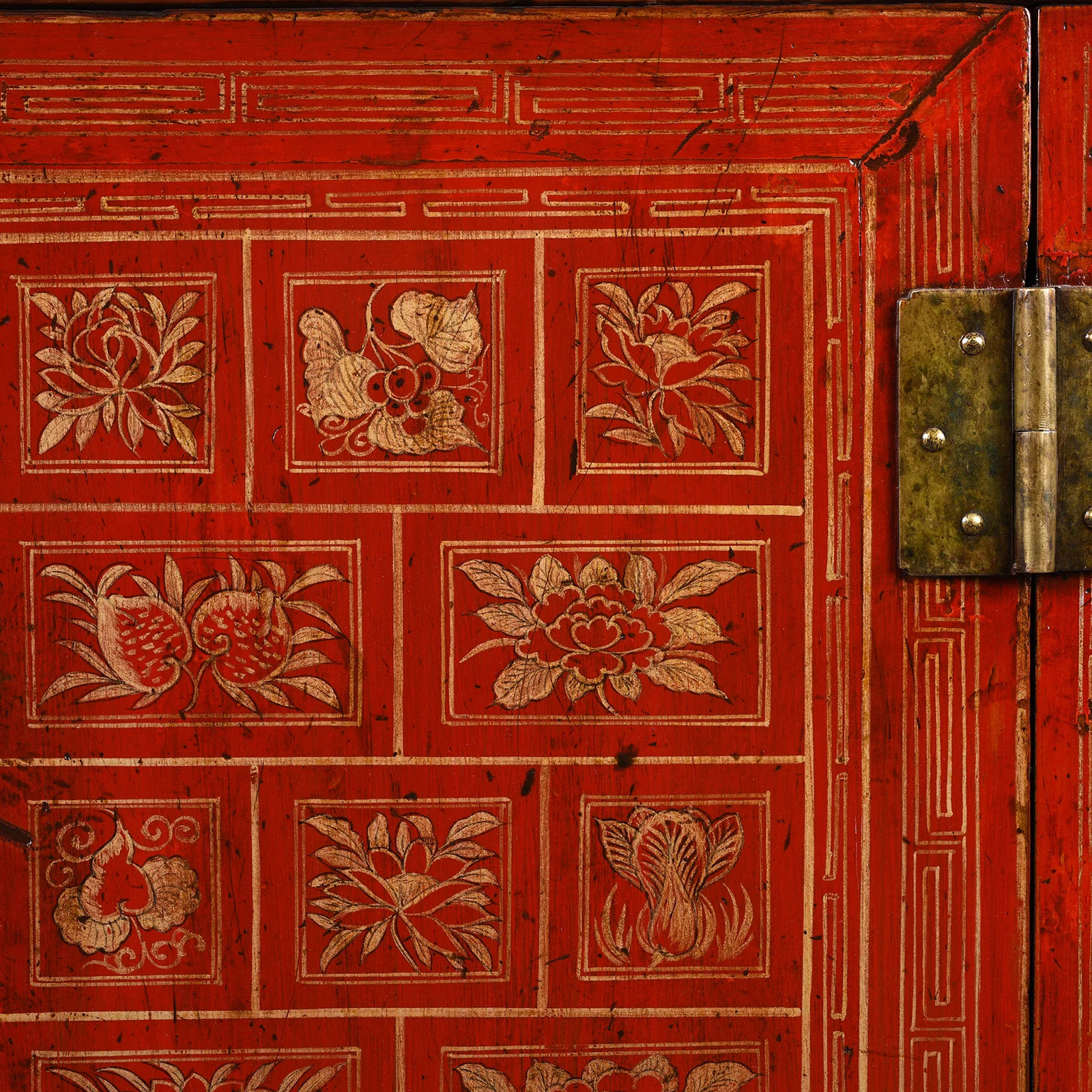 Red Lacquer Chinese Sideboard From Dongbei - Ca 1920 - Image 9
