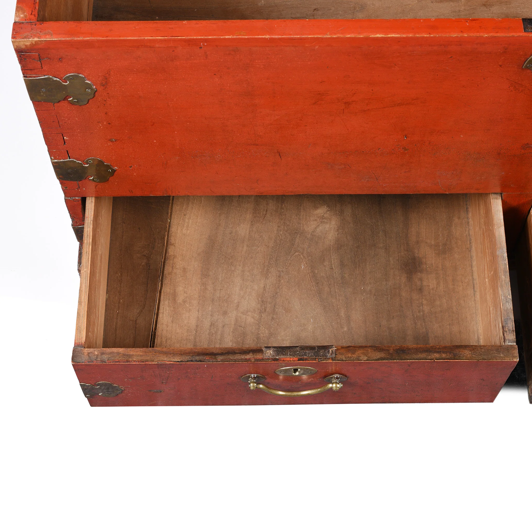 Red Lacquer Camphor Wood Chinese Chest - 18thC - Image 5