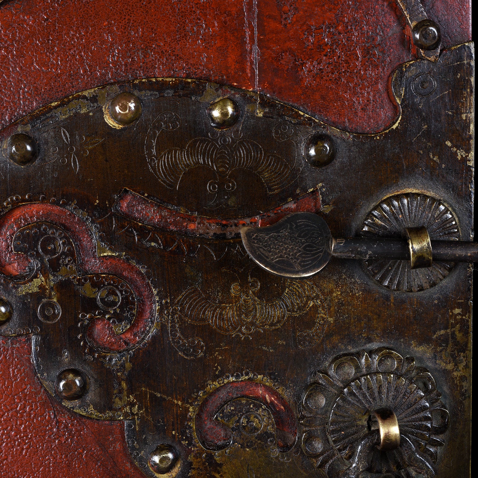 Red Lacquer Fujian Wedding Cabinet - 19th Century - Image 8