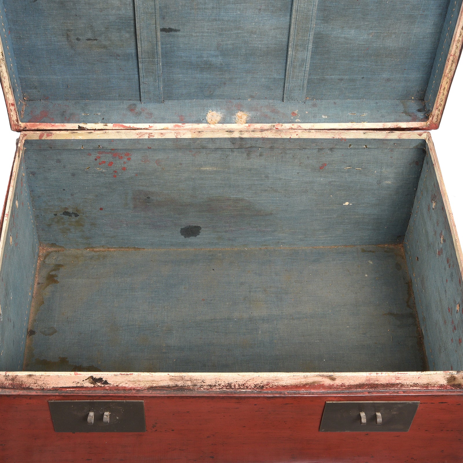 Red Leather Chinese Trunk From Shanghai - Early 20thC - Image 7