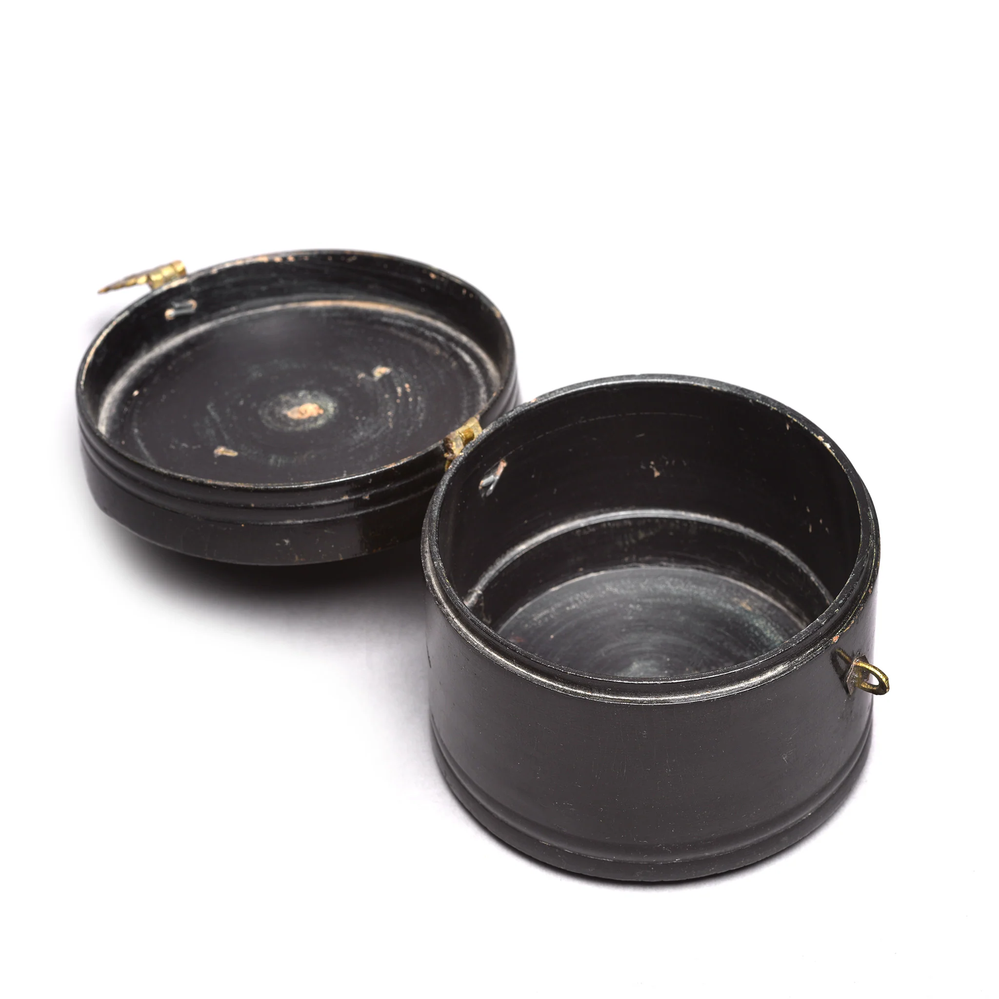 Regency Style Black Lacquer Pot From Rajasthan -19th Century - Image 2