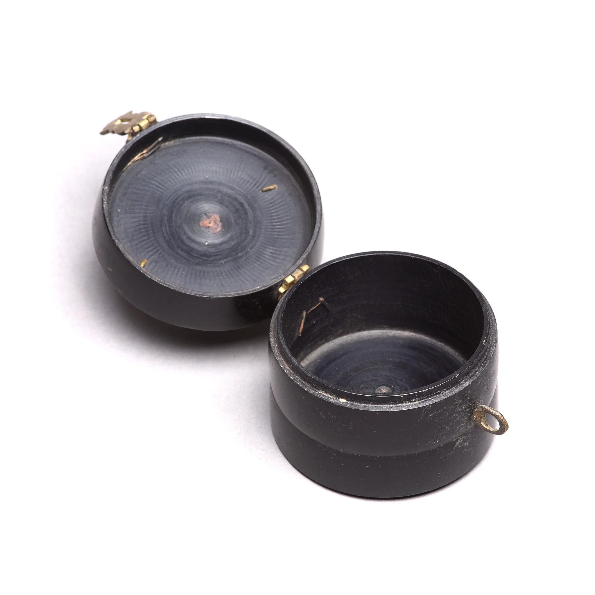 Regency Style Black Lacquer Pot From Rajasthan - 19th Century - Image 2