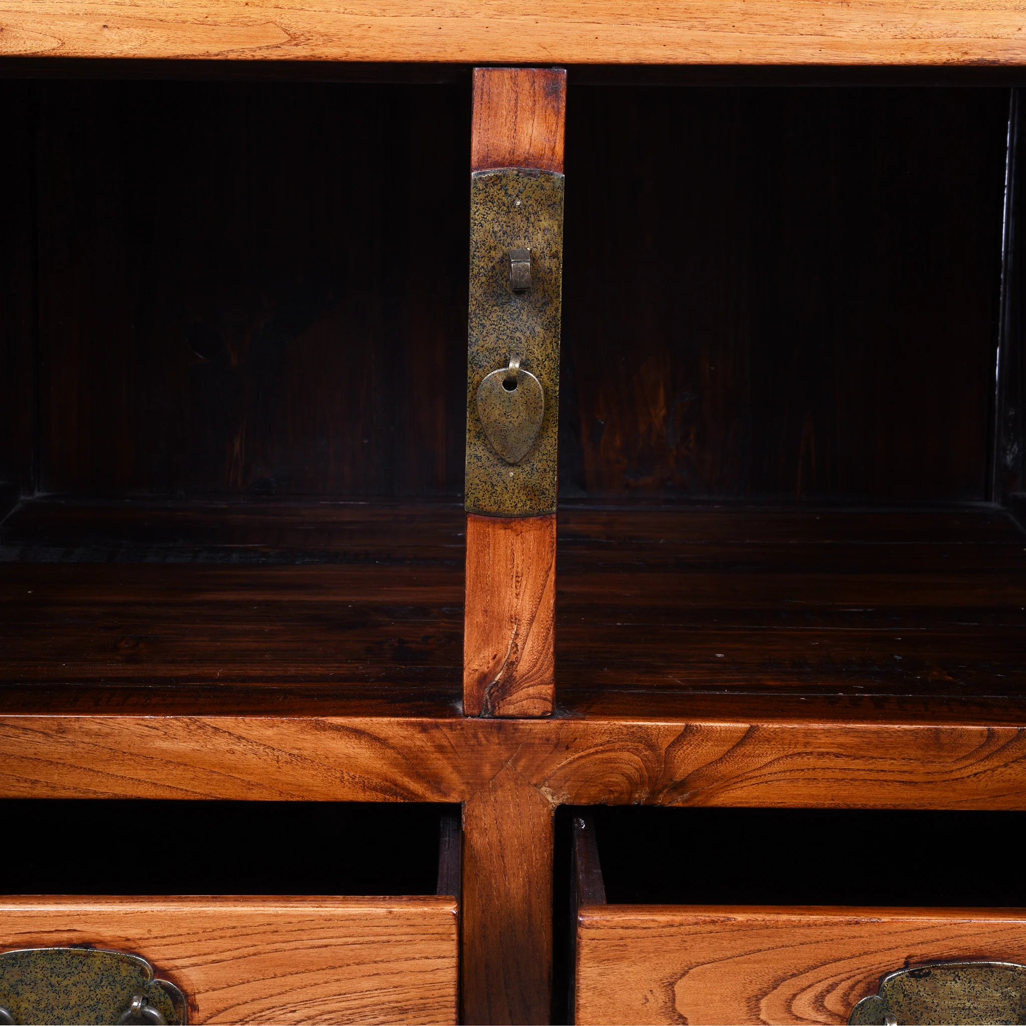 Reproduction Elm "Kang" Chinese Low Cabinet - Late 20thC - Image 4