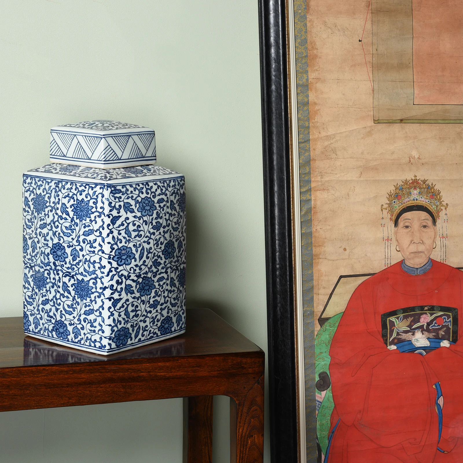 Blue & White Porcelain Square Tea Caddy - Peony Design