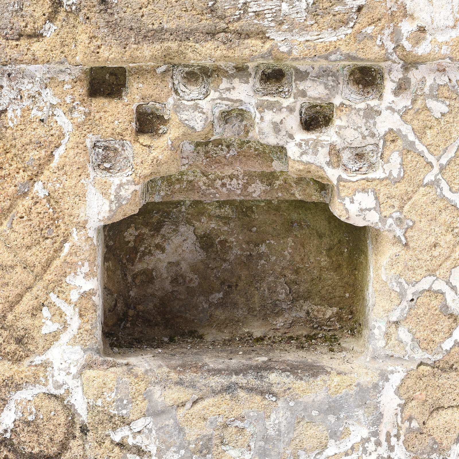 Stone Lamp Niche - 19th Century - Image 3