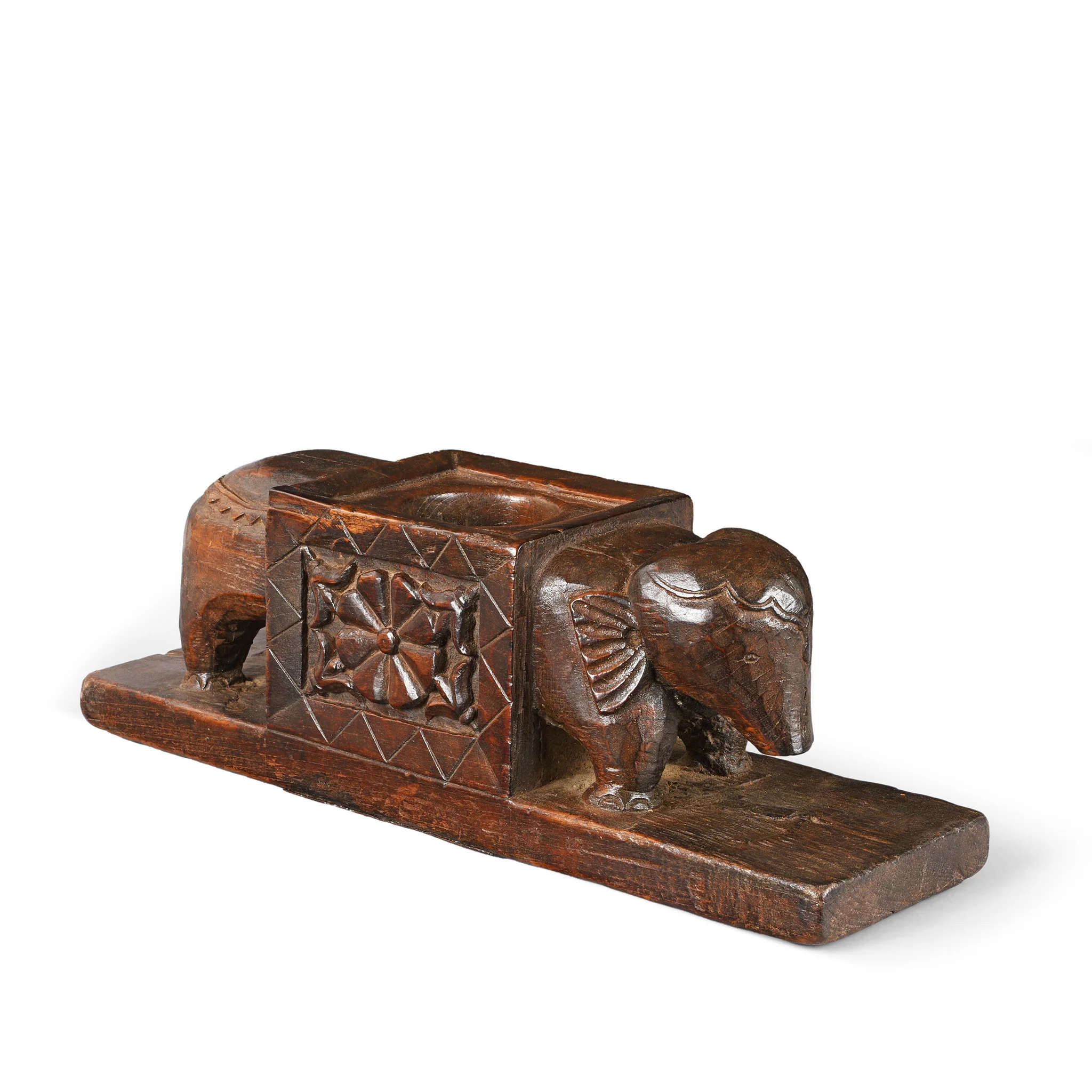 Elephant Juicer From Banswara - 19th Century