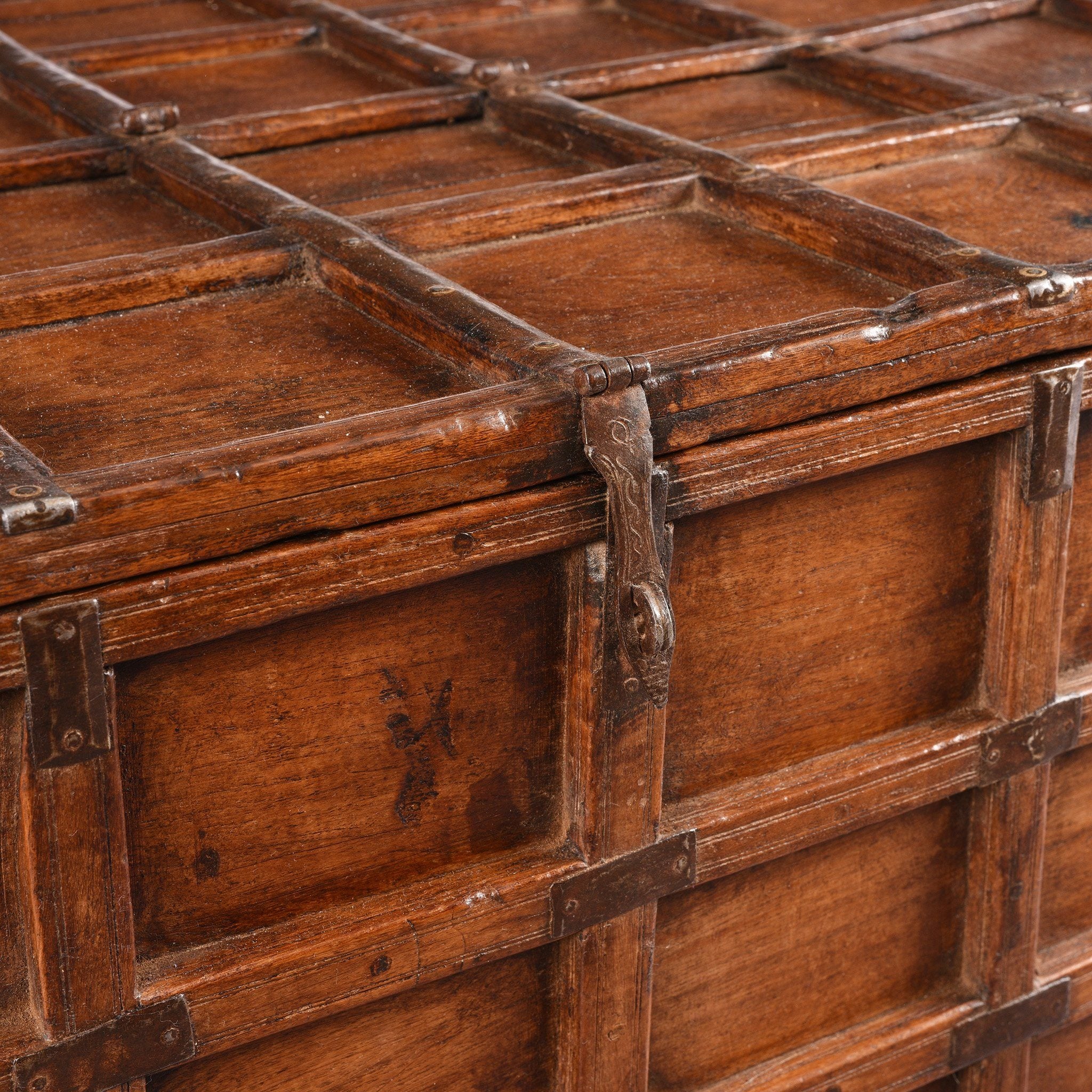 Teak Stick Box Coffee Table From Rajasthan - 19thC - Image 5