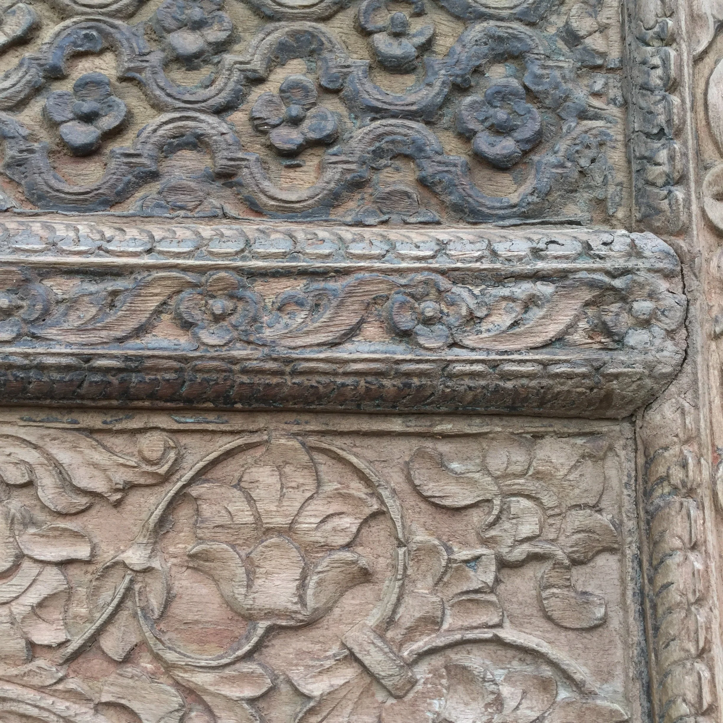 Rosewood Arch from Punjab - Late 17thC - Image 3