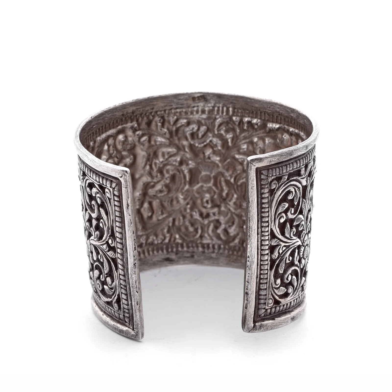 Tribal Indian Silver Elephant Cuff Bracelet - Image 4