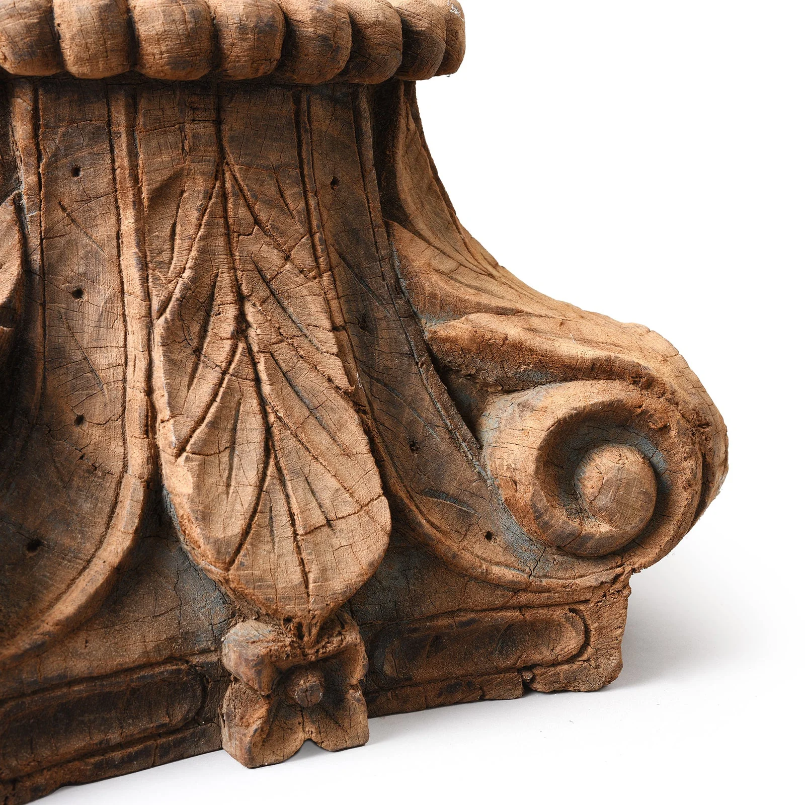 Carved Capital Candlestick From Gujarat - Late 19th Century - Image 6