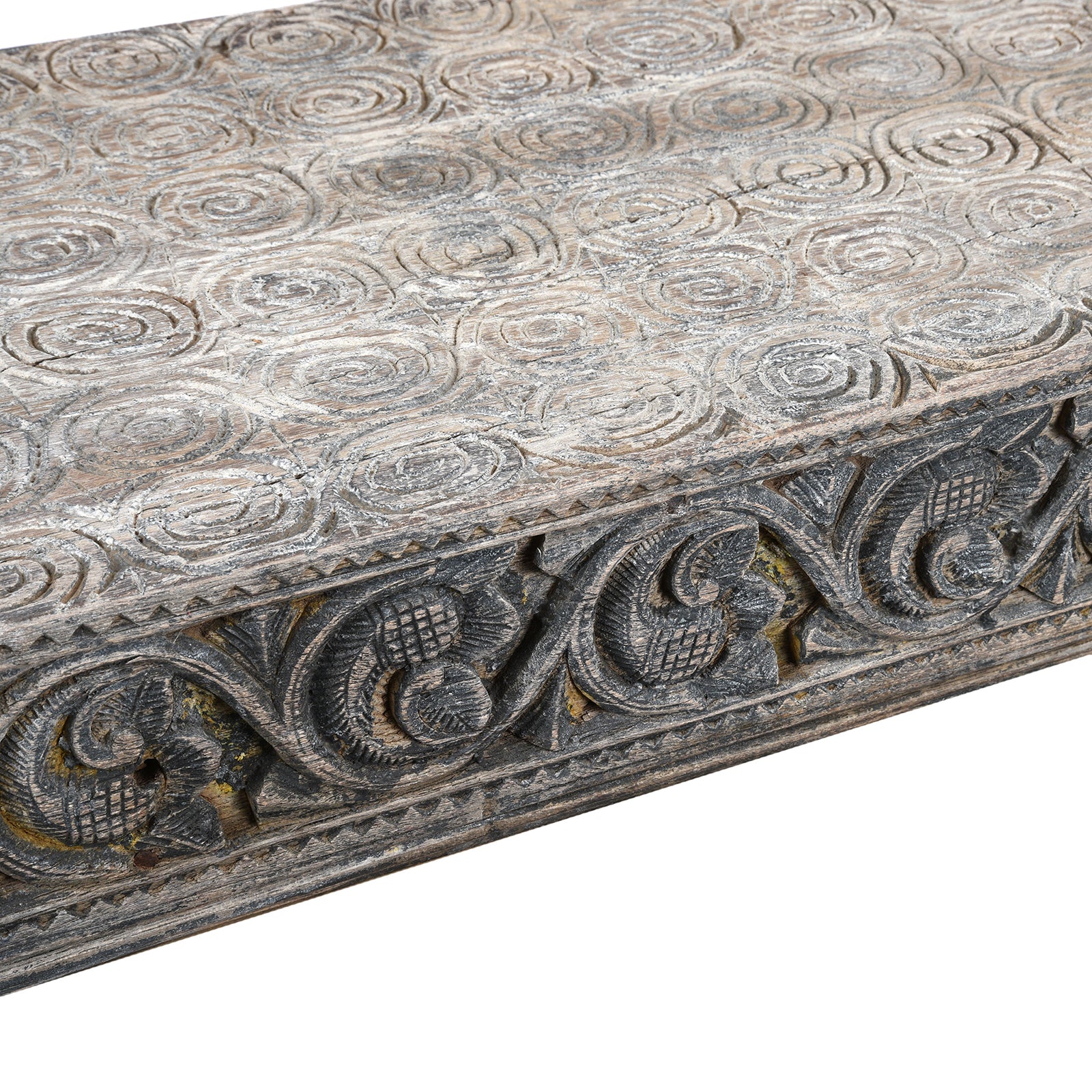 Vintage Crocodile Bench From Kerala - Image 10