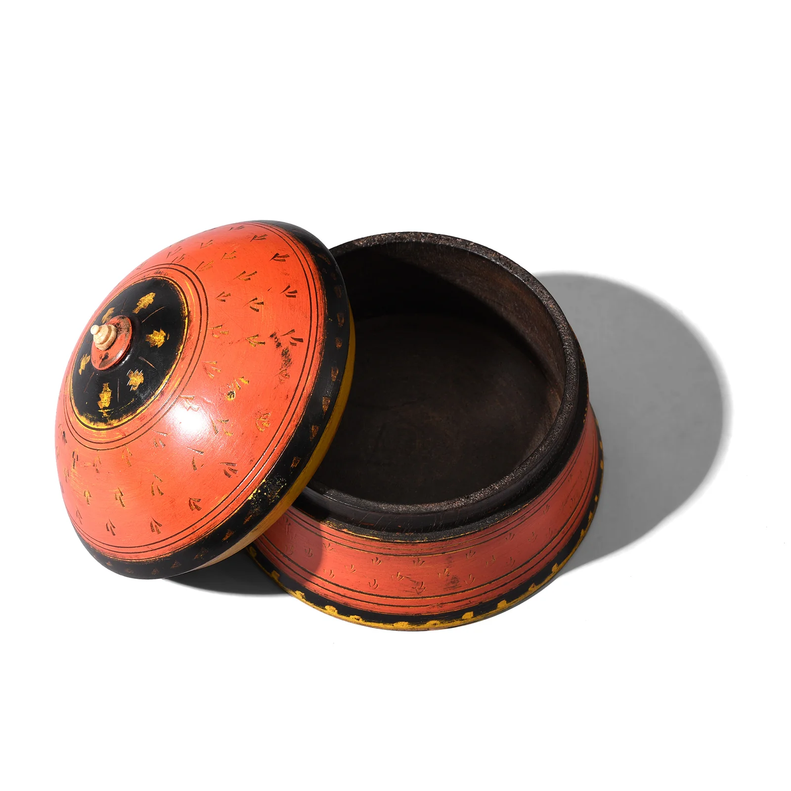 Vintage Lacquer Pot from Rajasthan ca 1930 - Image 2