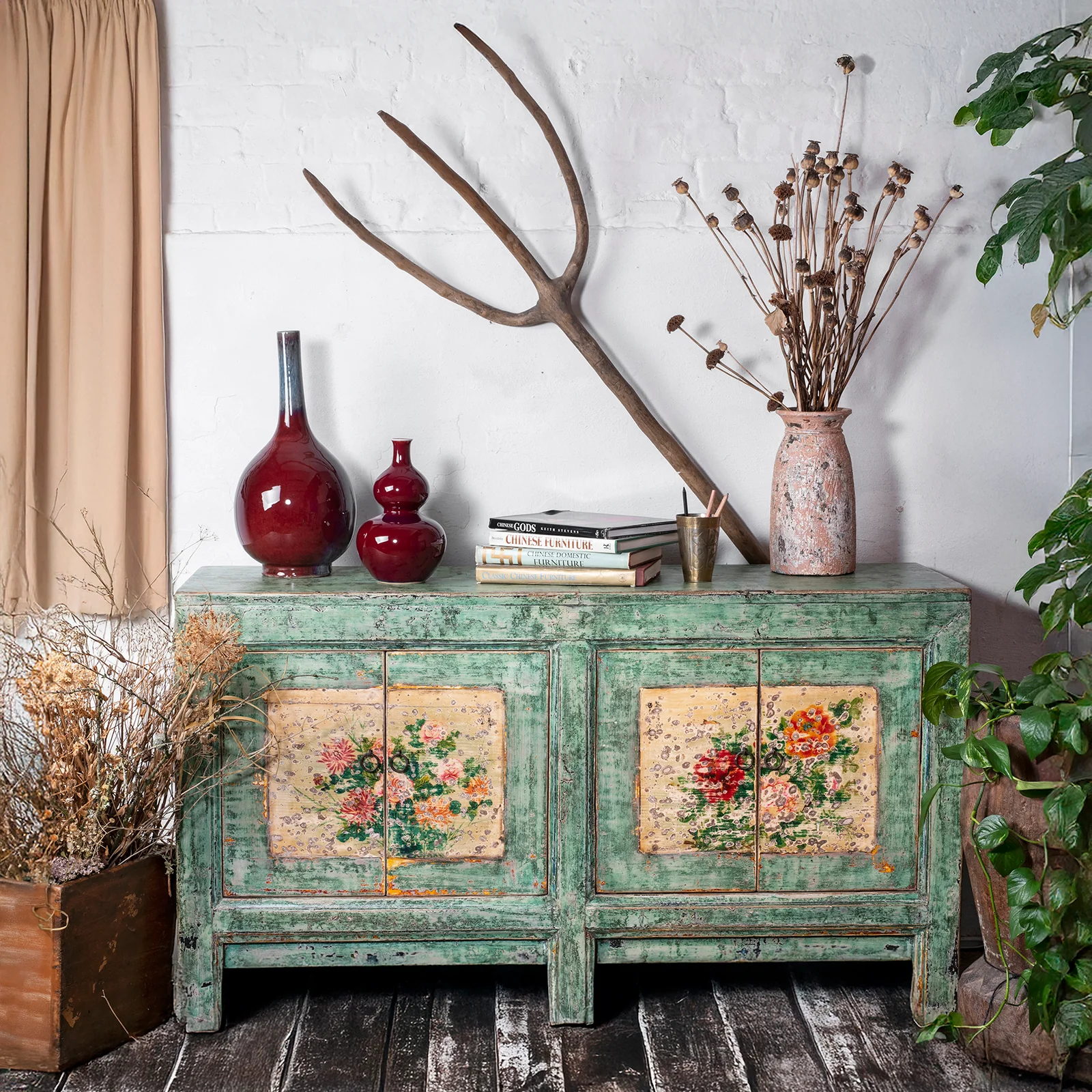 Vintage Mint Painted Sideboard From Shanxi - Image 2